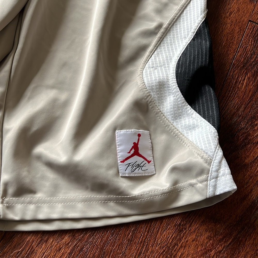 Jordan shorts - Picture 2 of 7